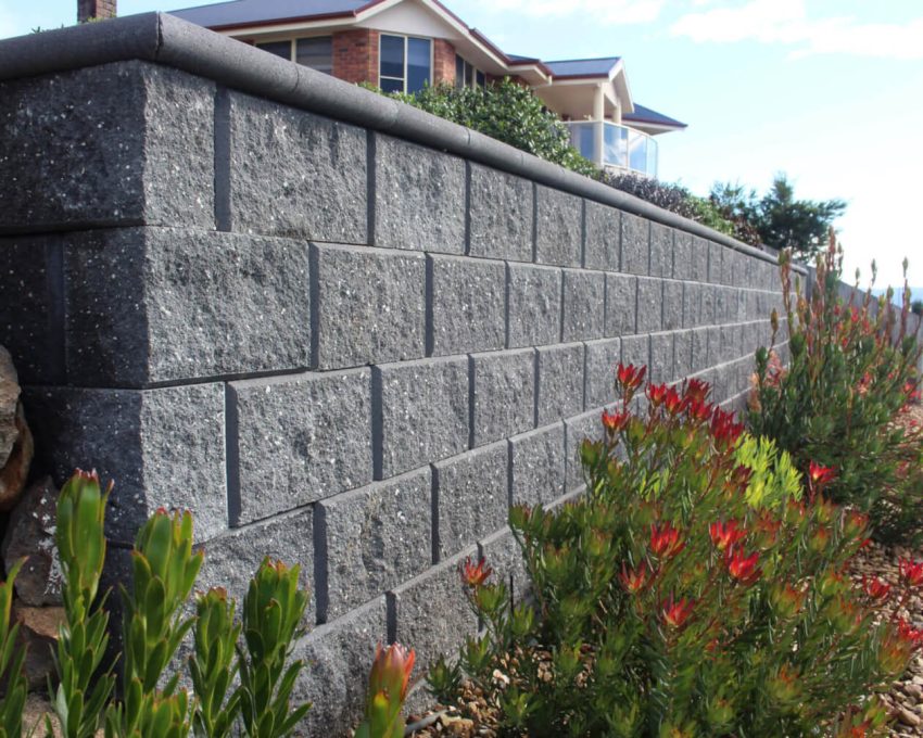 retaining wall cost victoria