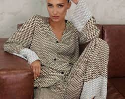 womens silk pajamas